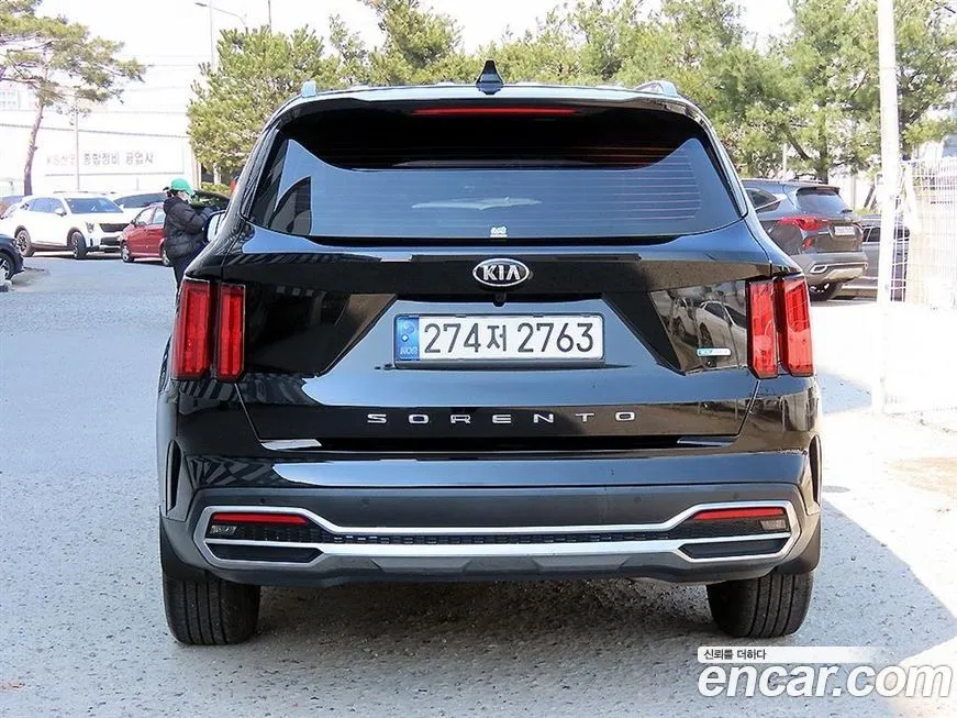 Kia Sorento — фото 9