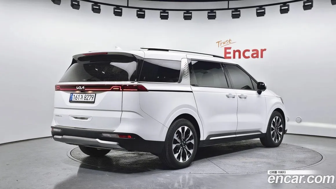 Kia Carnival — фото 2