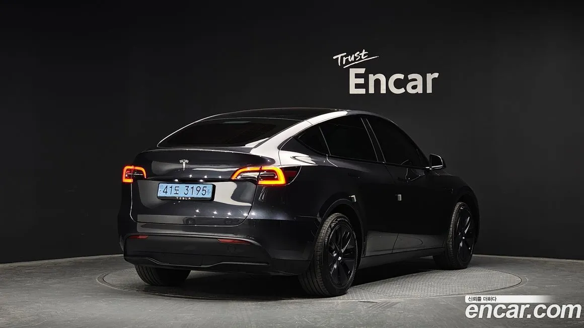 Tesla Model Y 2024 из KR, фото 8