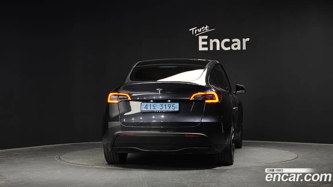 Tesla Model Y 2024 из KR, фото 10
