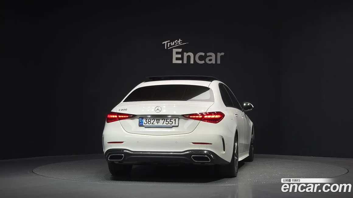 Mercedes-Benz C-Class 2024 из KR, фото 2