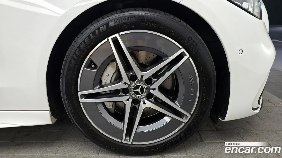Mercedes-Benz C-Class 2024 из KR, фото 3