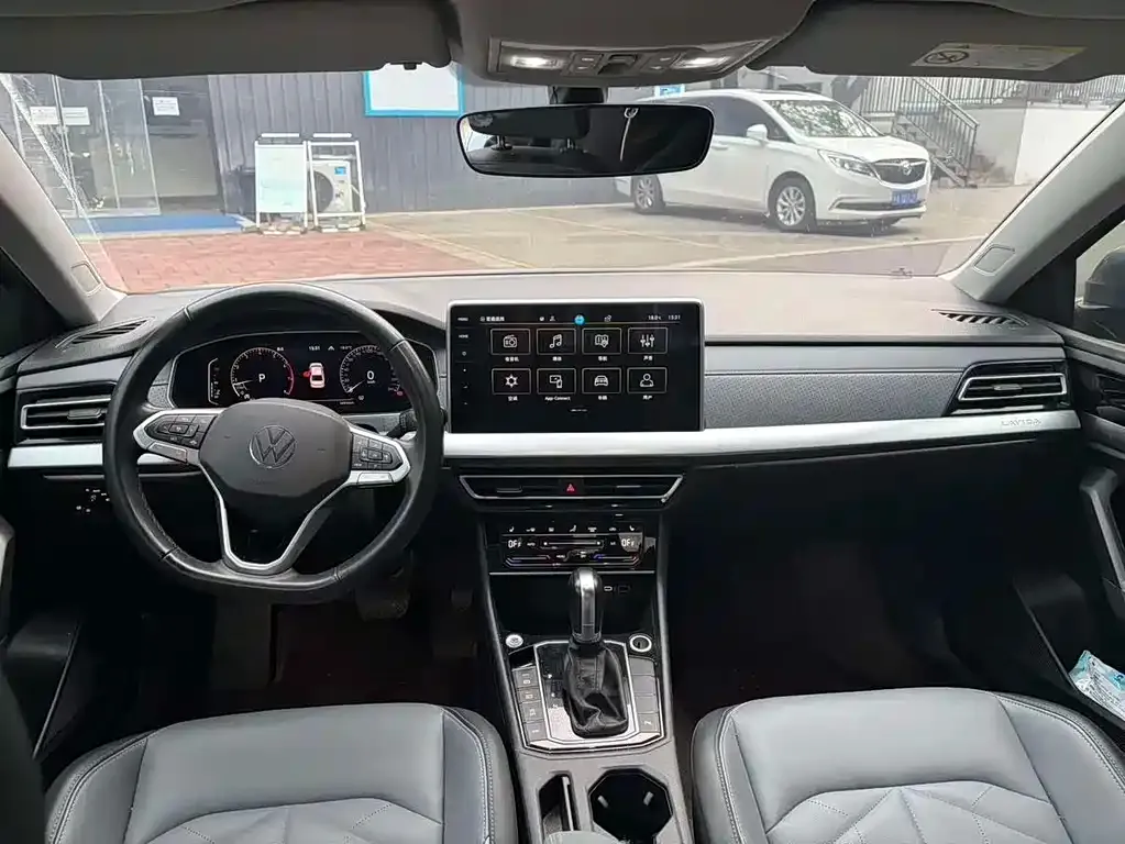 Volkswagen Lavida 2022 из CN, фото 2
