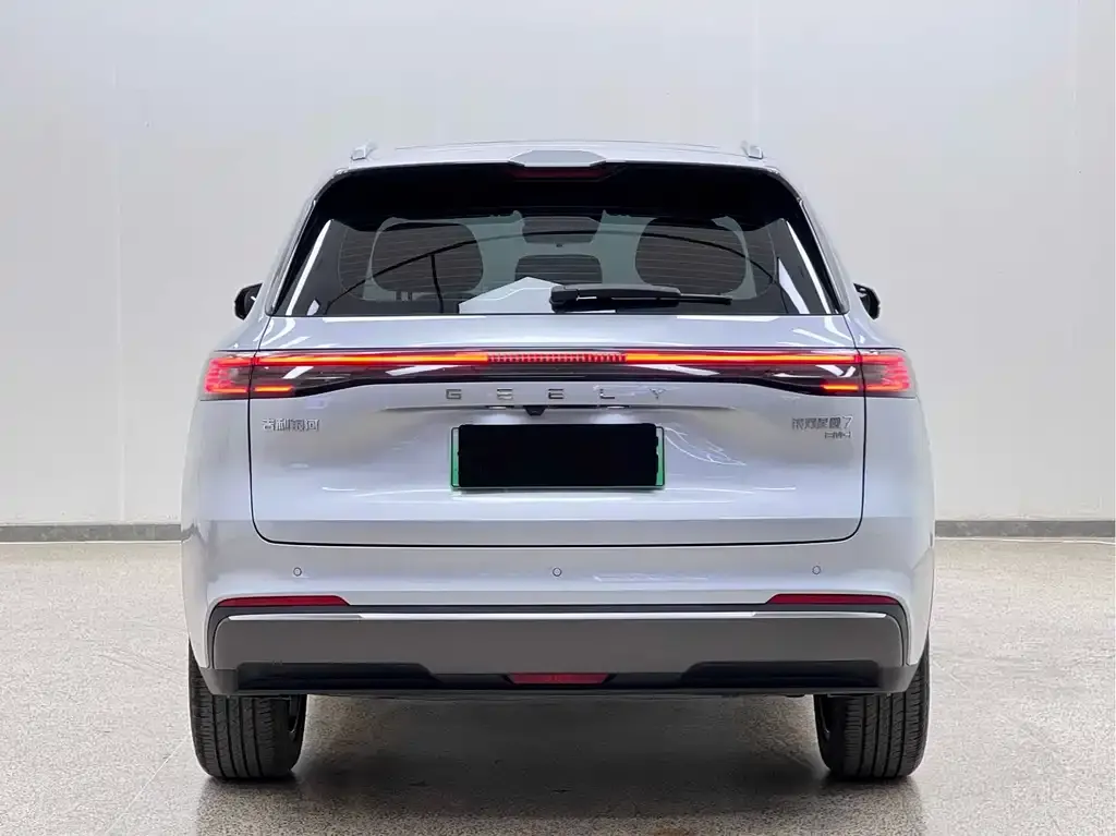 Geely 银河星舰7 — фото 10