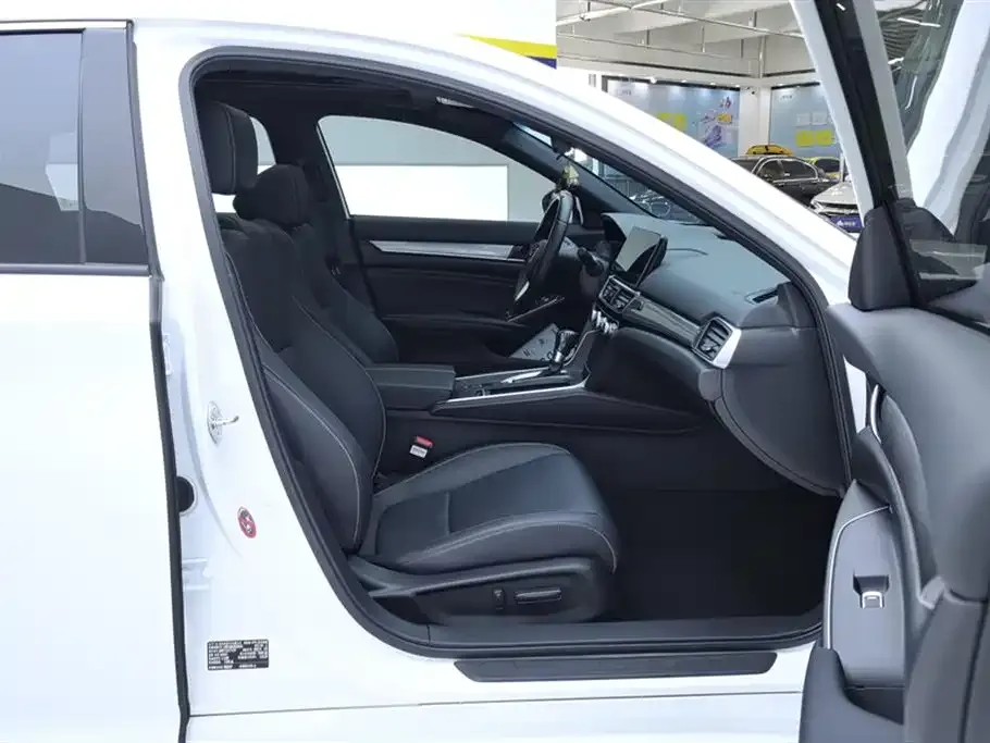 Honda Inspire 2022 из CN, фото 10