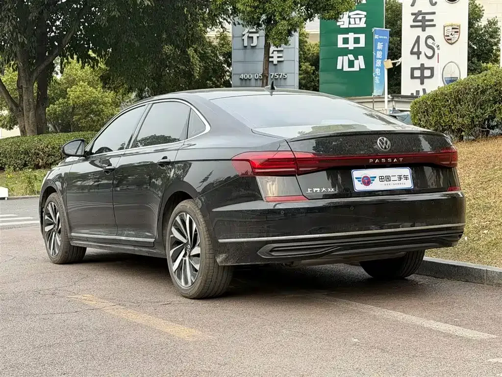 Volkswagen Passat — фото 10