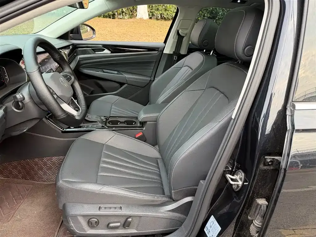 Volkswagen Passat — фото 3