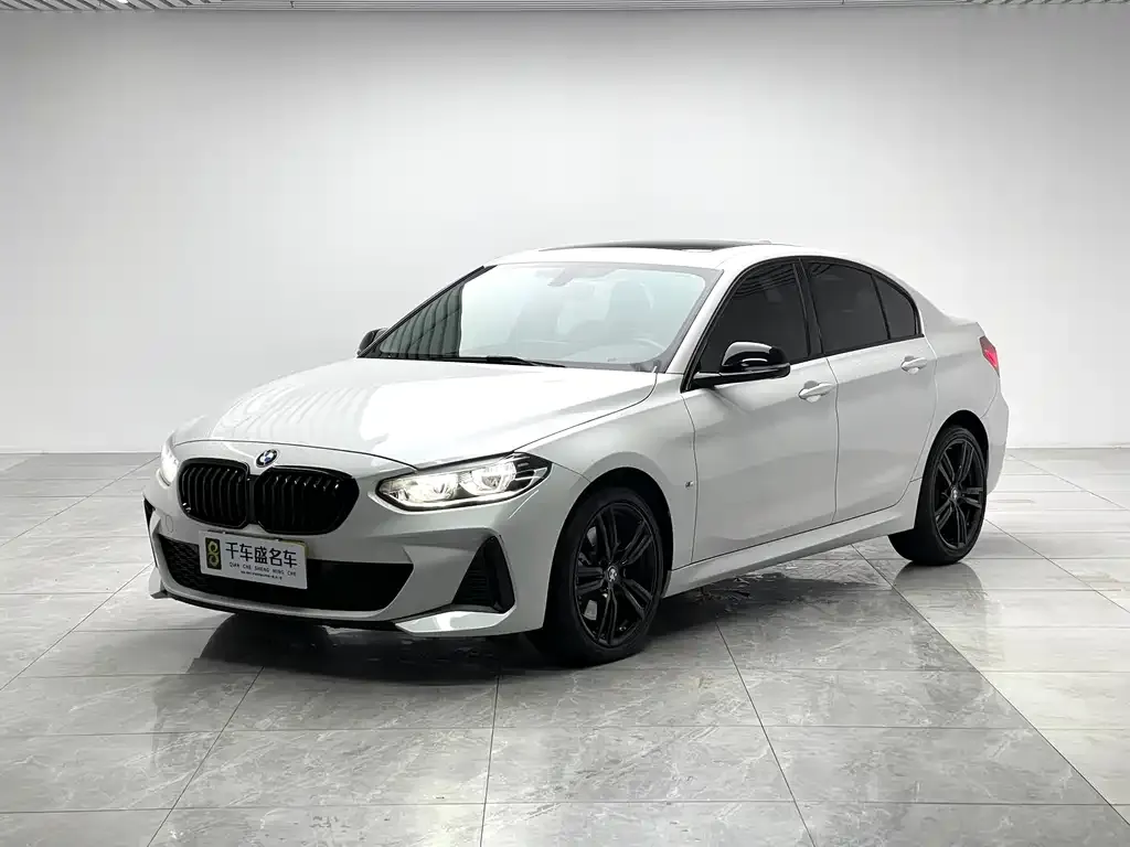 BMW 1 Series — фото 1