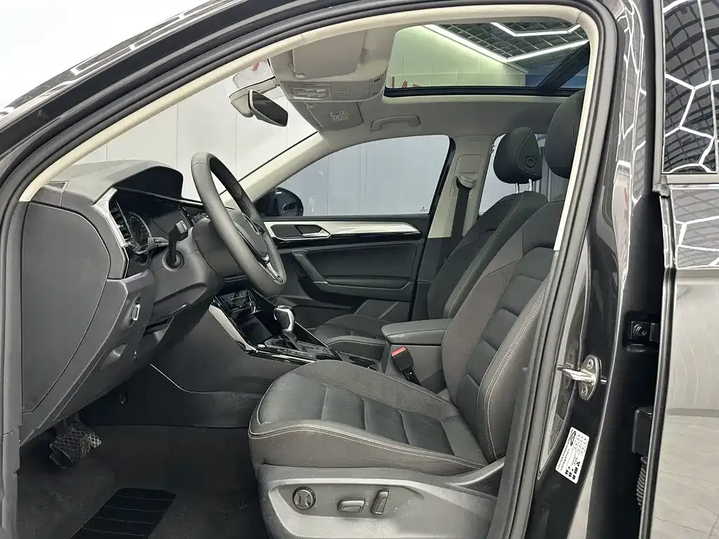 Volkswagen Tayron 2022 из CN, фото 9