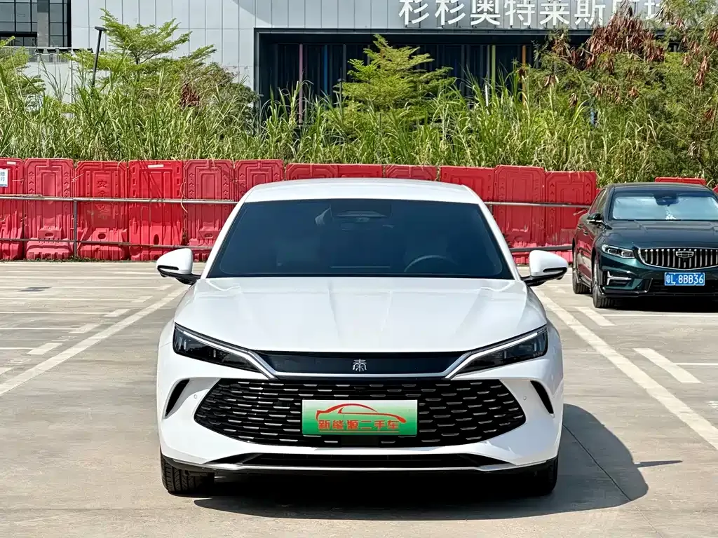 BYD Qin L — фото 8