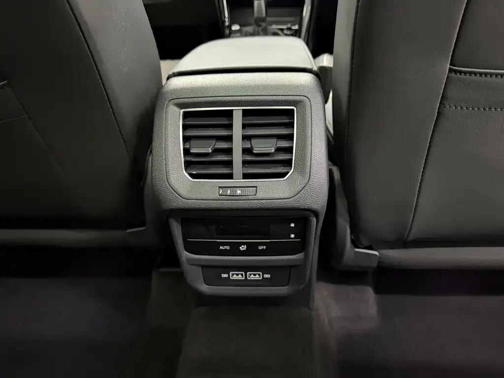 Volkswagen Tayron 2022 из CN, фото 4