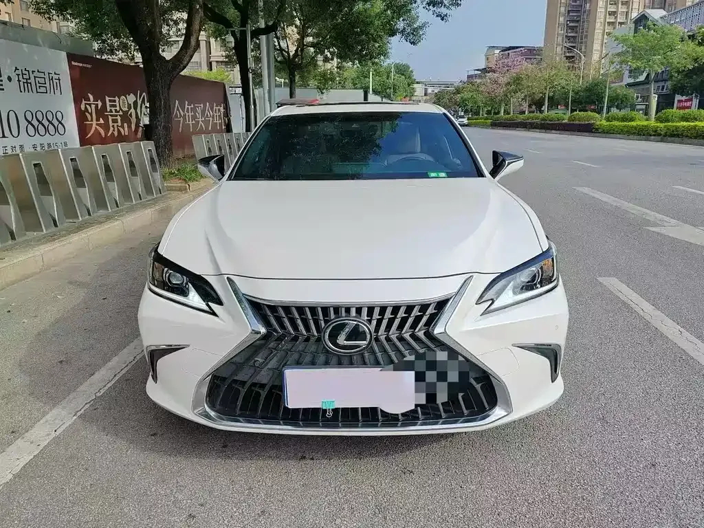 Lexus ES 2023 из CN, фото 6