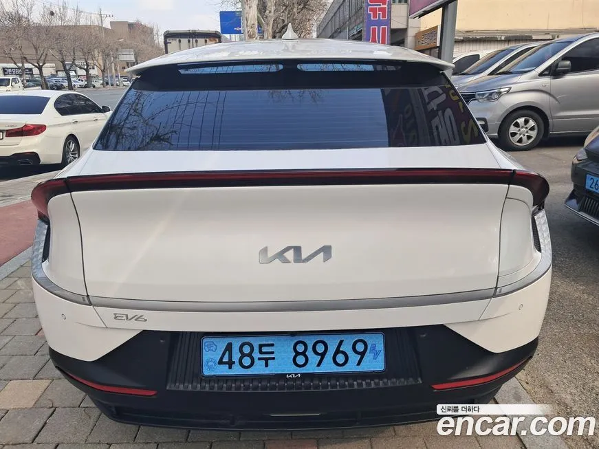 Kia EV6 — фото 4