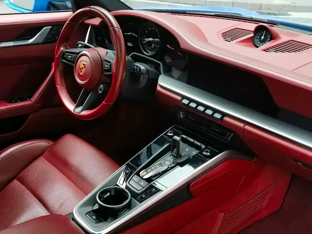 Porsche 911 2023 из CN, фото 3