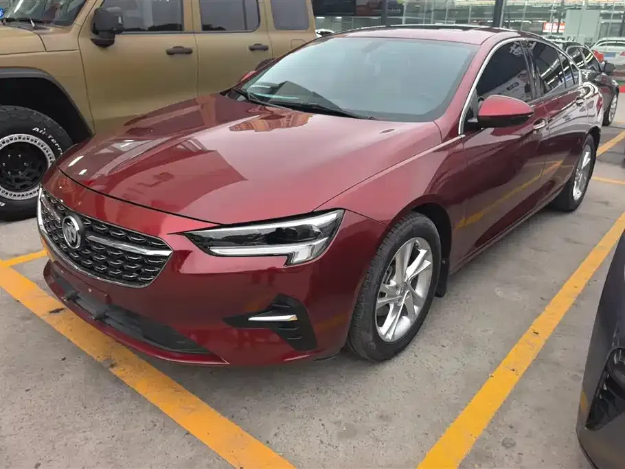 Buick Regal — фото 1