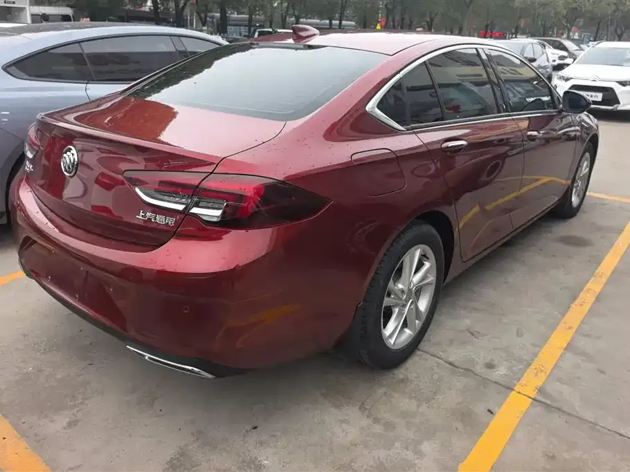 Buick Regal — фото 7
