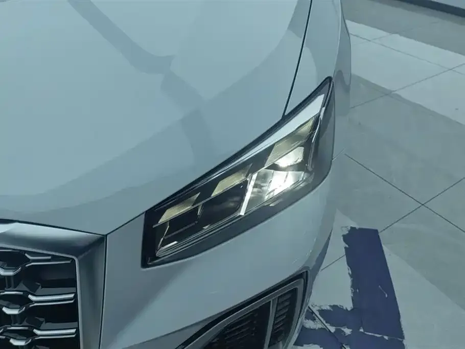 Audi Q2L 2022 из CN, фото 2