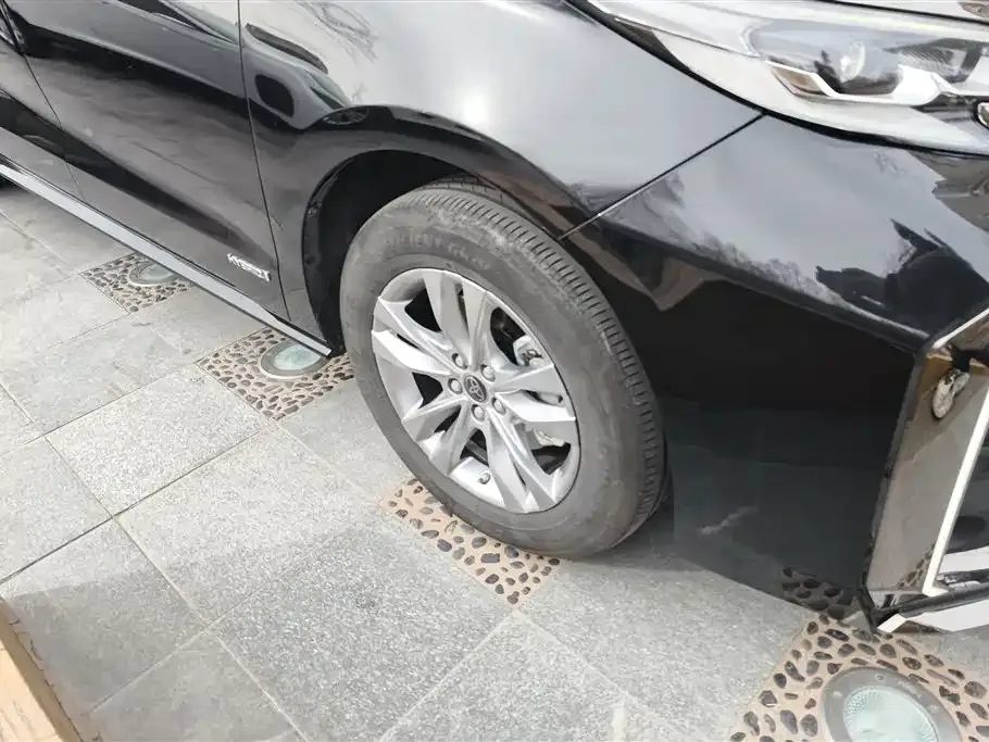 Toyota Sienna 2023 из CN, фото 8