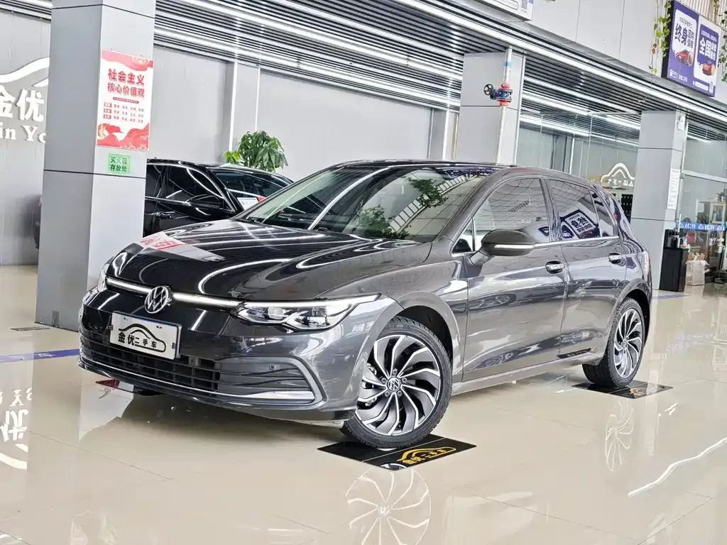 Volkswagen Golf 2021 из CN, фото 1