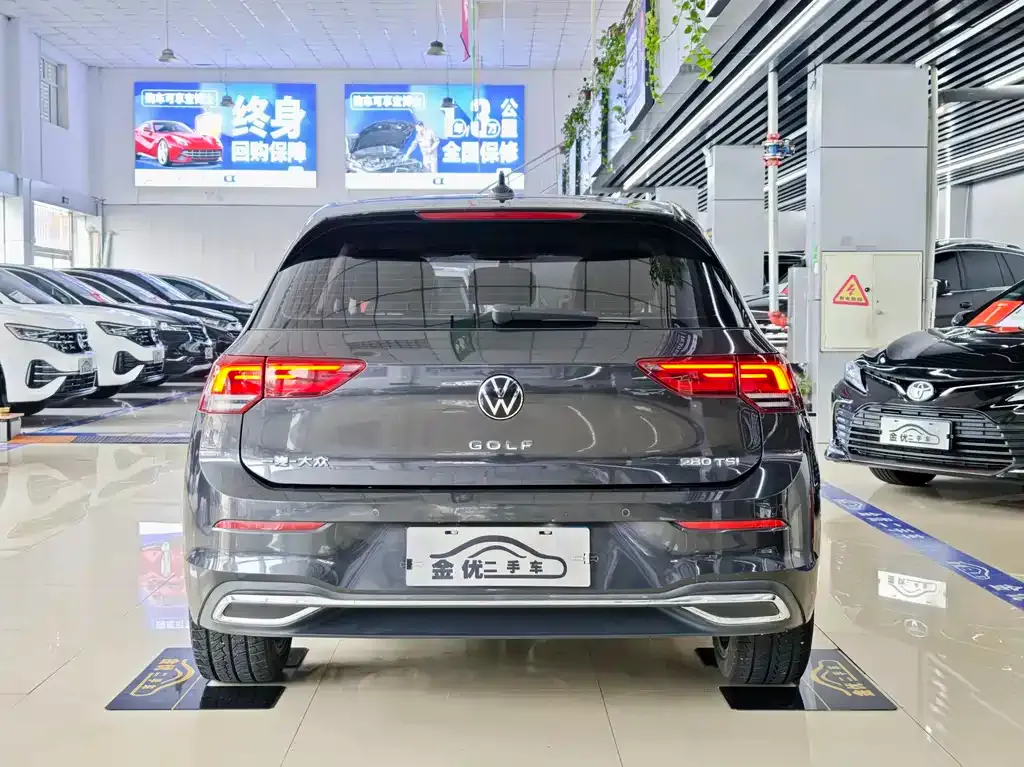 Volkswagen Golf 2021 из CN, фото 4