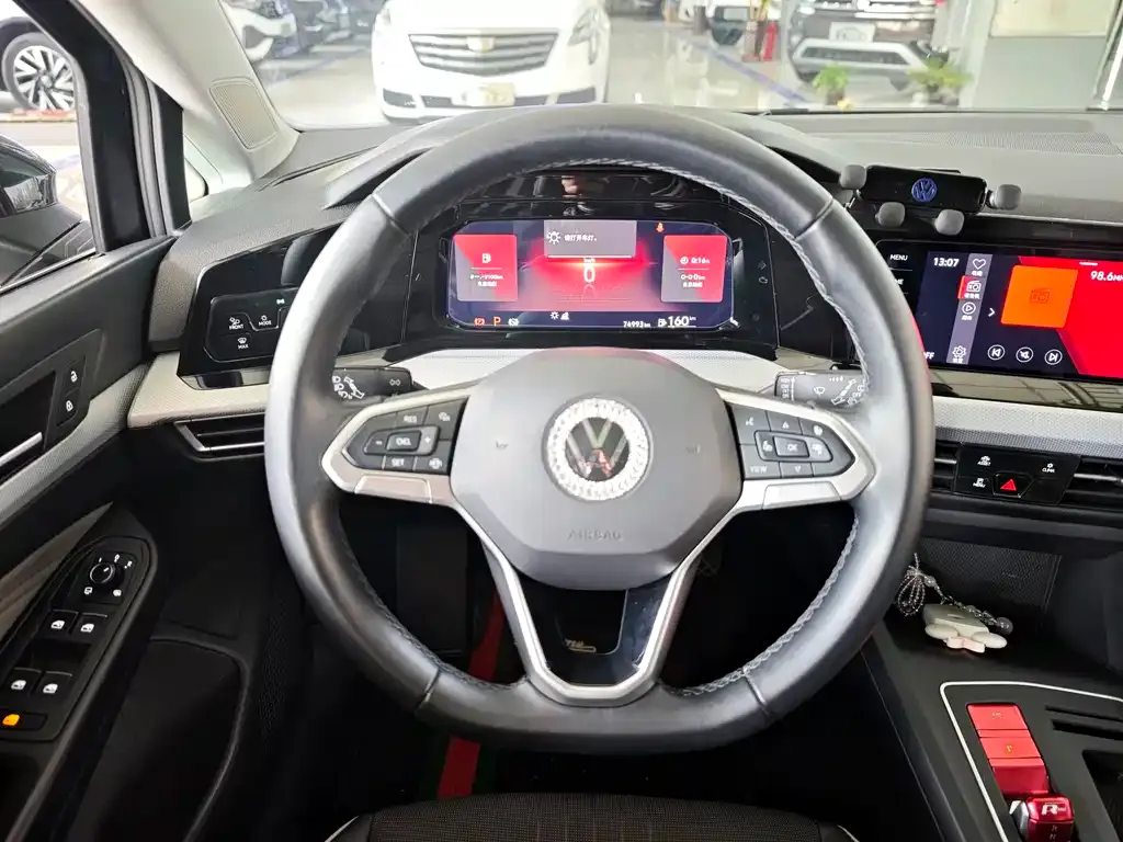 Volkswagen Golf 2021 из CN, фото 7