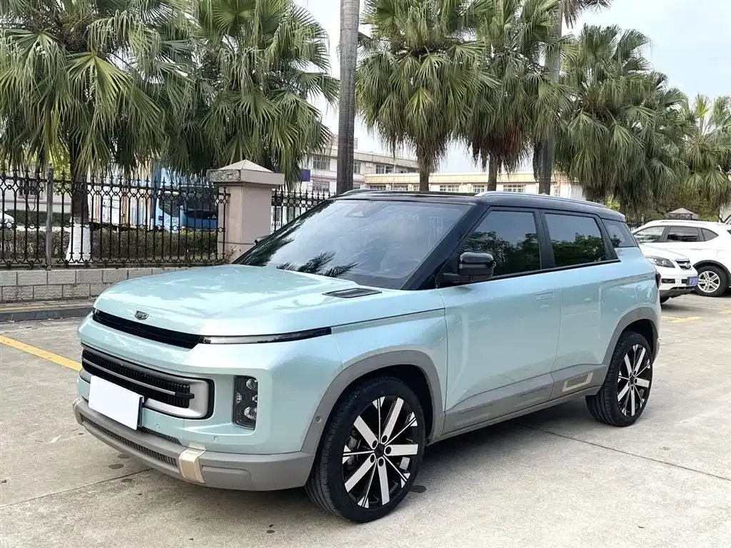 Geely Icon — фото 1