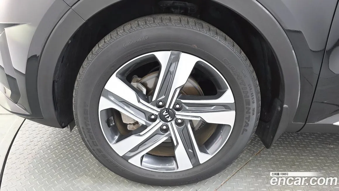 Kia Sorento — фото 5