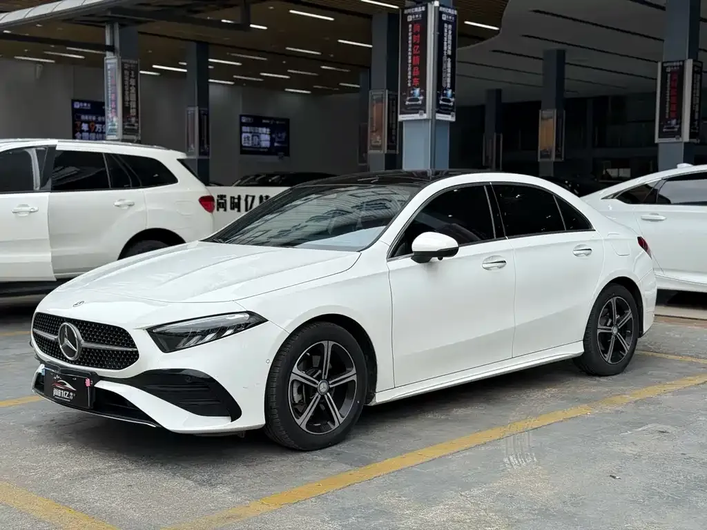 Mercedes-Benz A-Class — фото 1