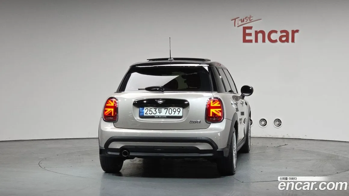 Mini Cooper 2022 из KR, фото 3