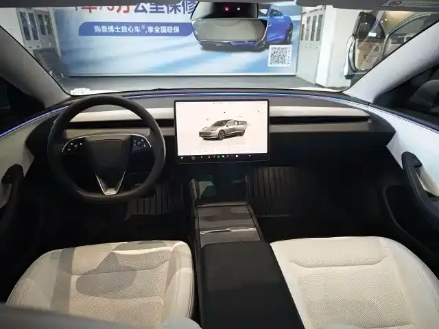 Tesla Model 3 — фото 6
