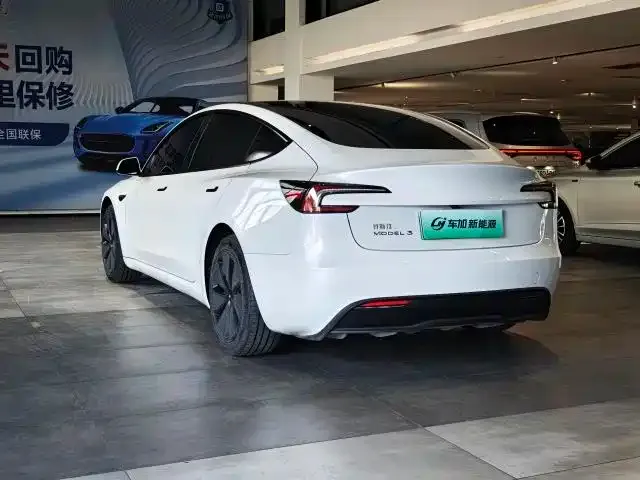 Tesla Model 3 — фото 3