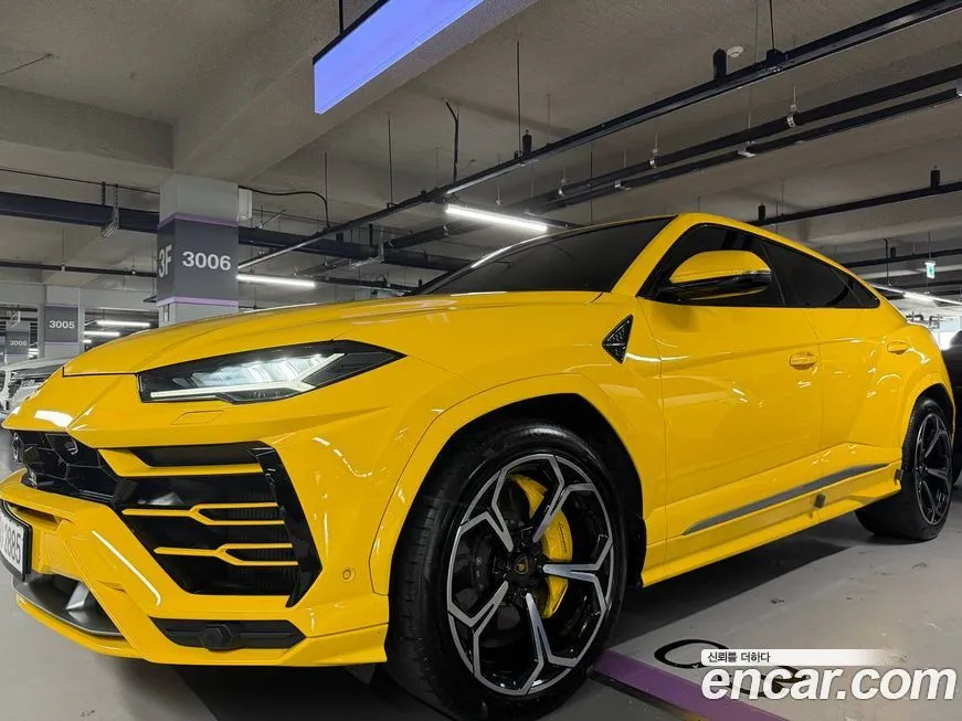 Lamborghini Urus