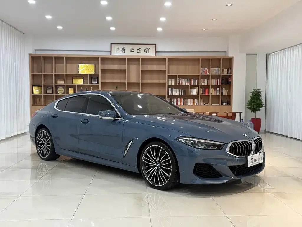 BMW 8 Series 2021 из CN, фото 9