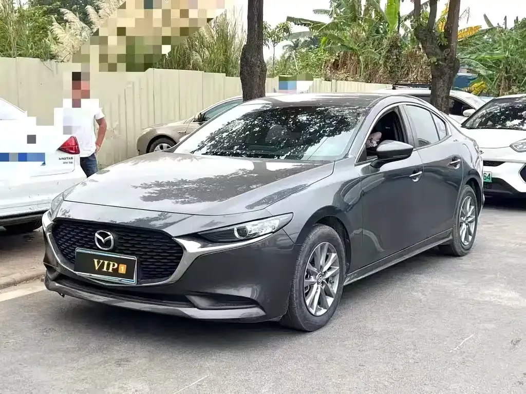 Mazda 3 Axela 2022 из CN, фото 1
