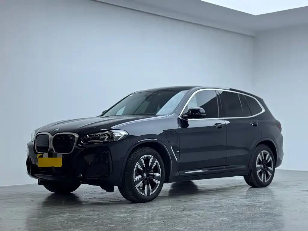 BMW iX3 2024 из CN, фото 1