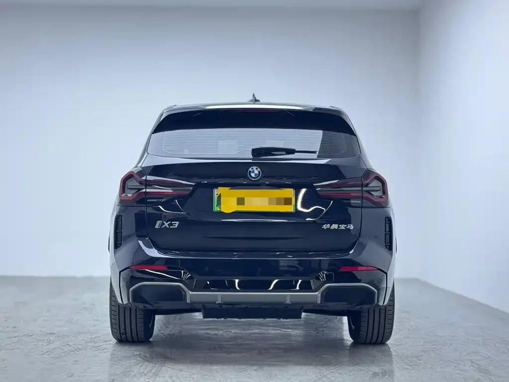 BMW iX3 2024 из CN, фото 2