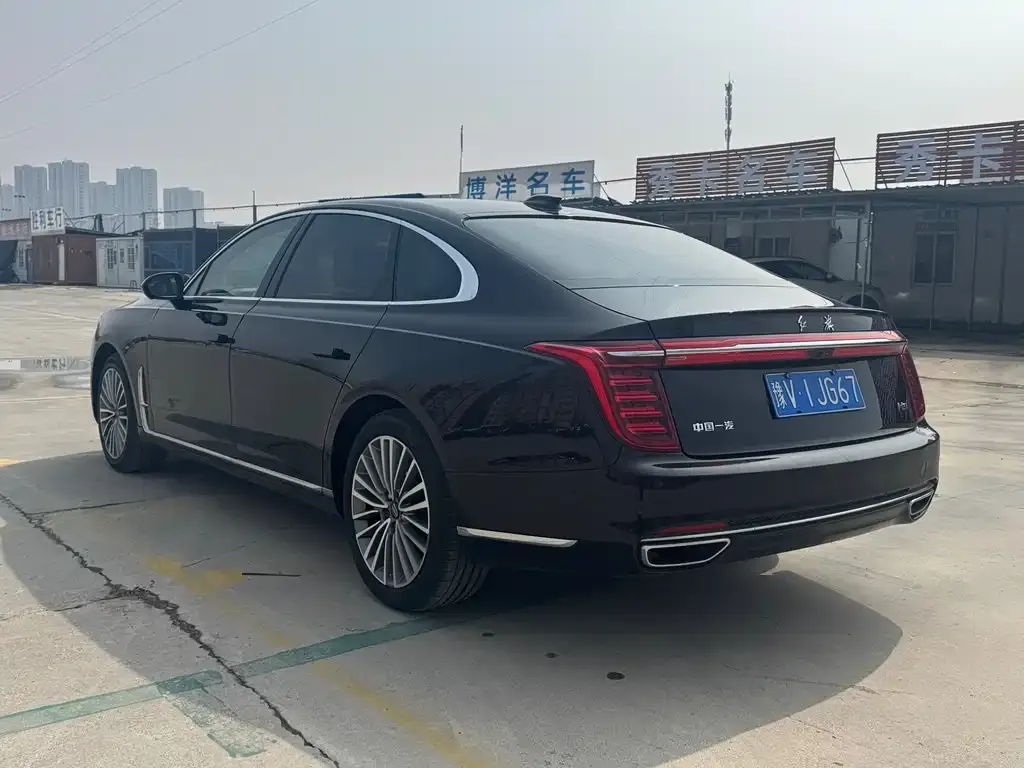 Hongqi H9 — фото 3