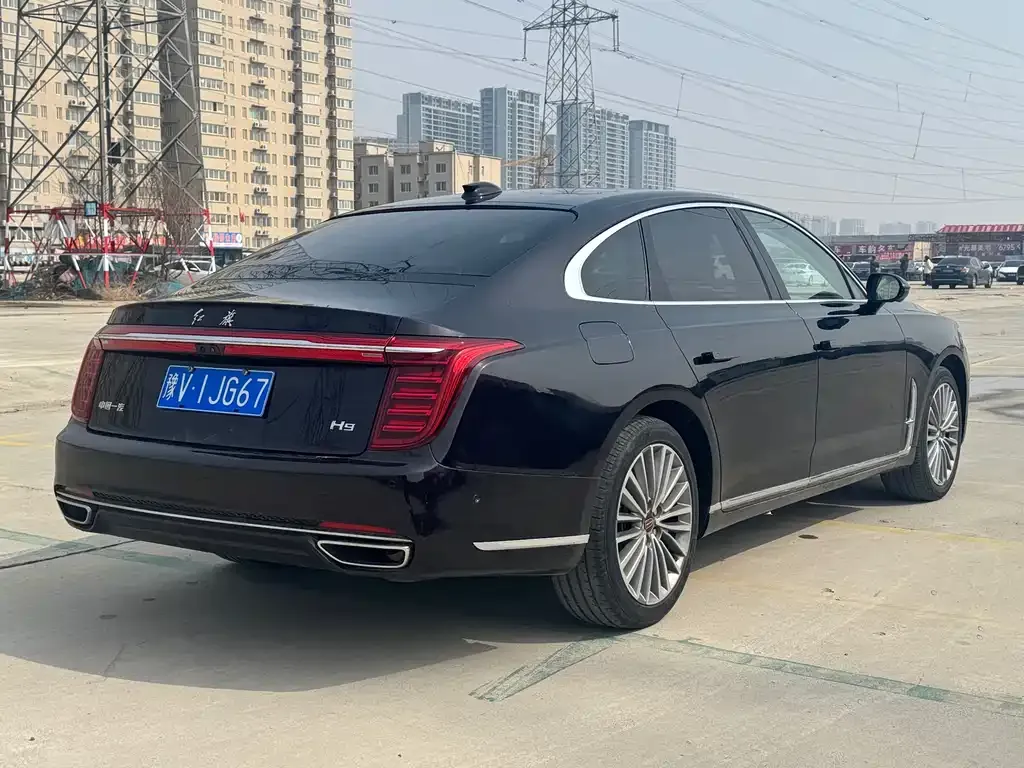 Hongqi H9 — фото 8