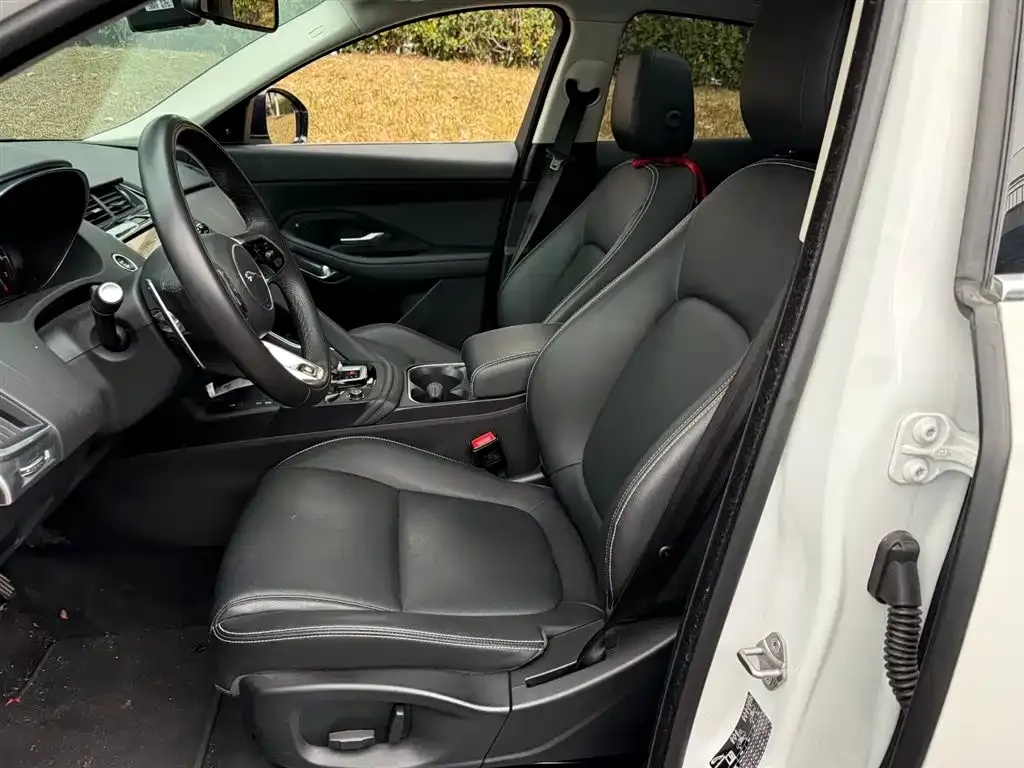 Jaguar E-PACE 2024 из CN, фото 7