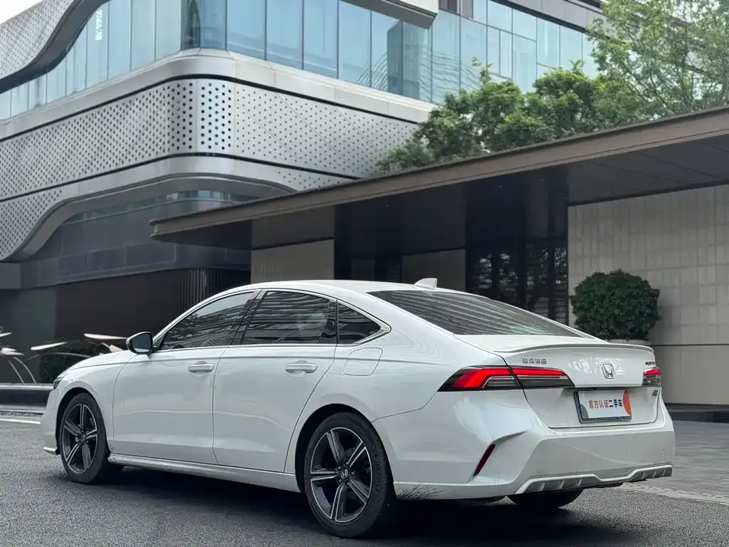 Honda Inspire 2023 из CN, фото 5