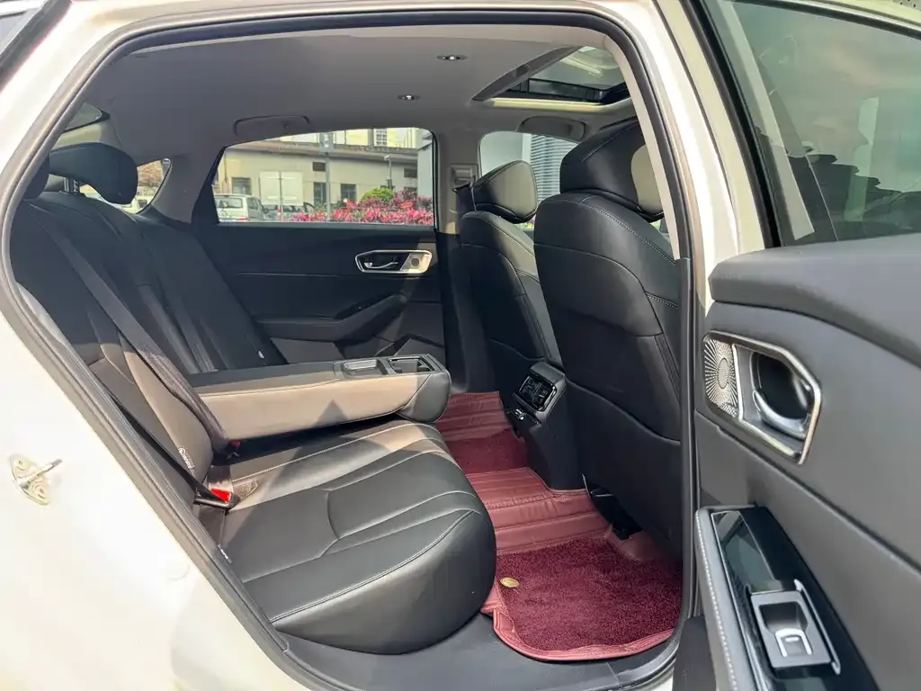 Honda Inspire 2023 из CN, фото 3