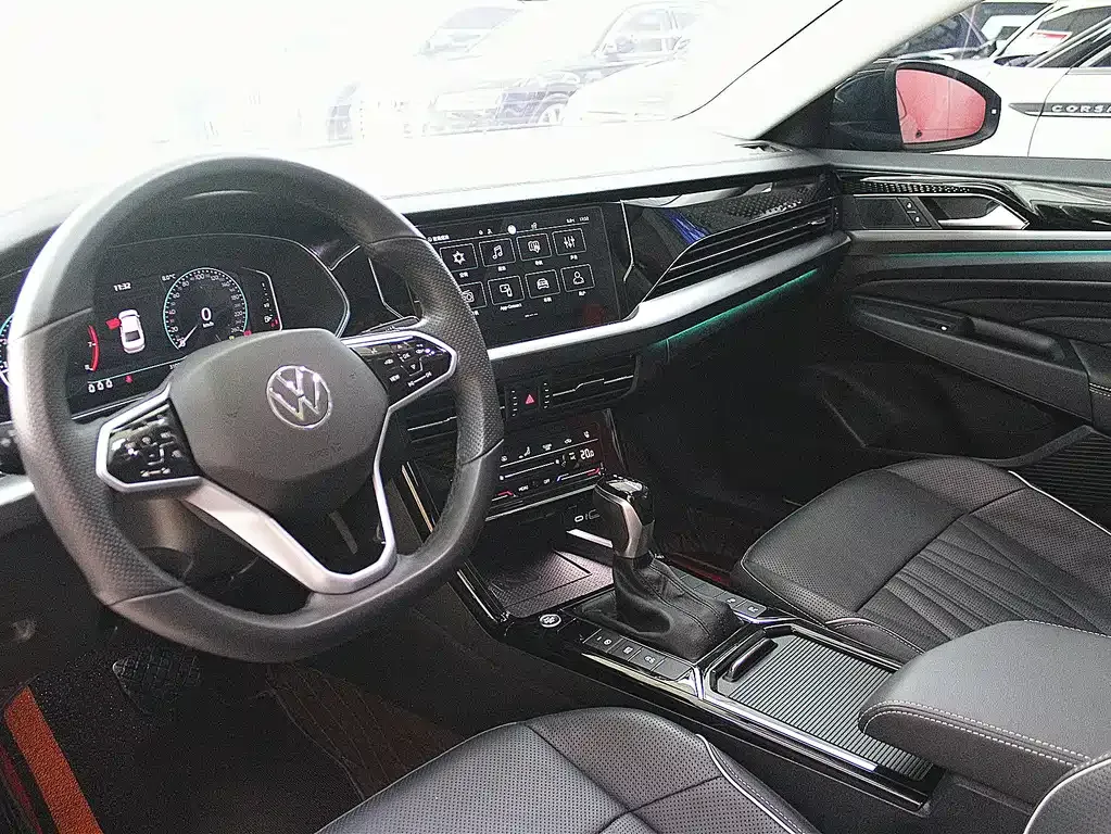 Volkswagen Passat — фото 7