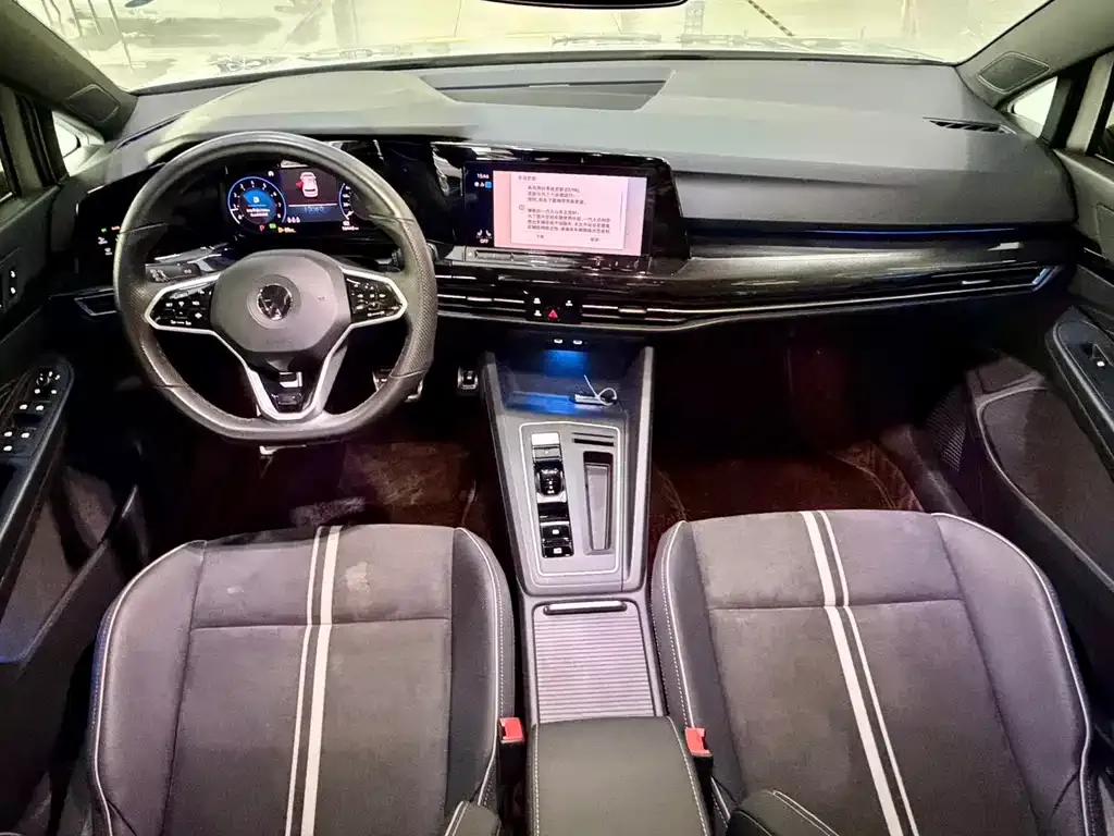 Volkswagen Golf 2021 из CN, фото 6