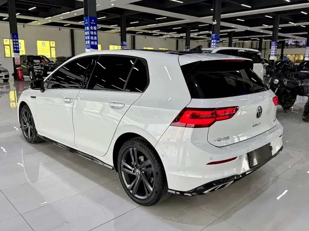 Volkswagen Golf 2021 из CN, фото 3