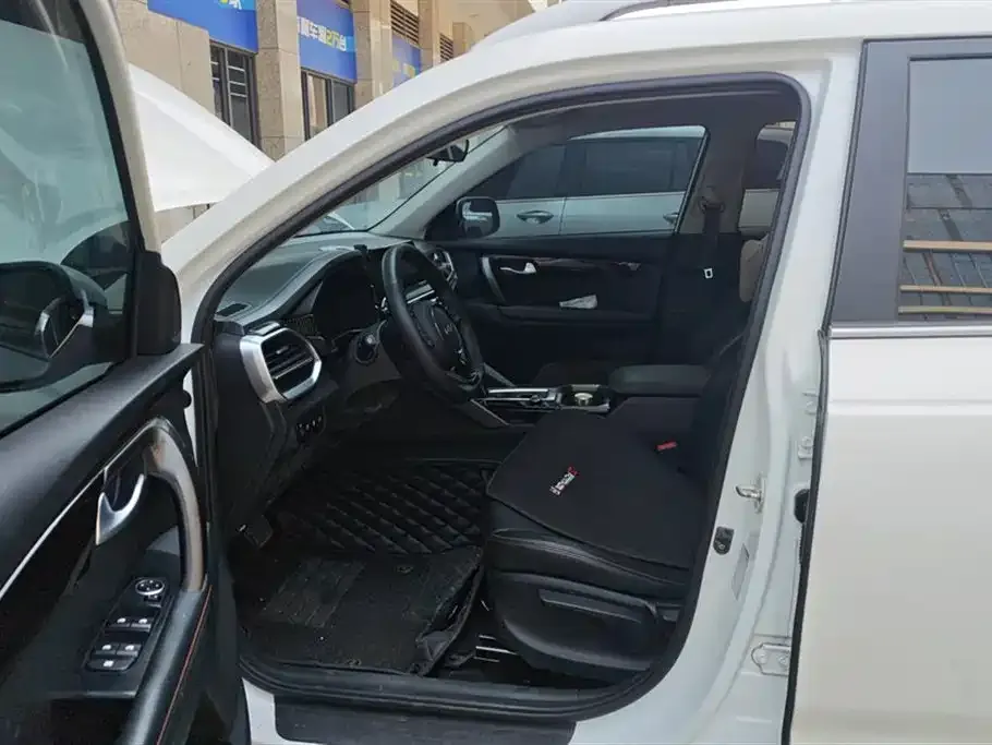 Kia Sportage — фото 5