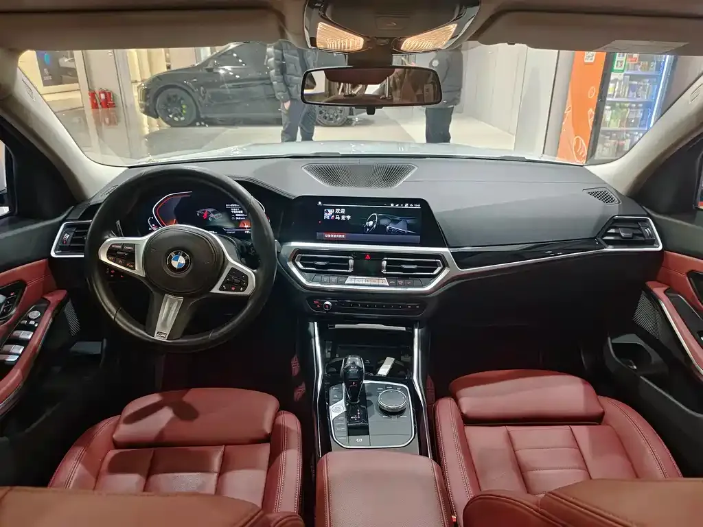 BMW 3 Series 2021 из CN, фото 5
