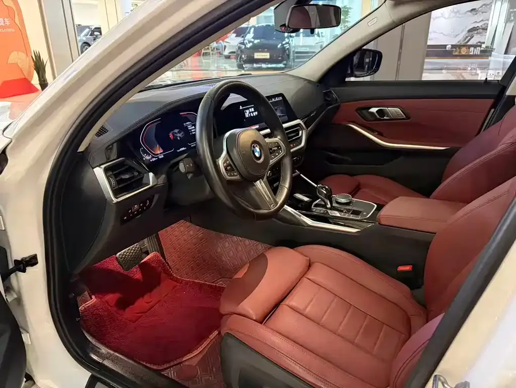 BMW 3 Series 2021 из CN, фото 7