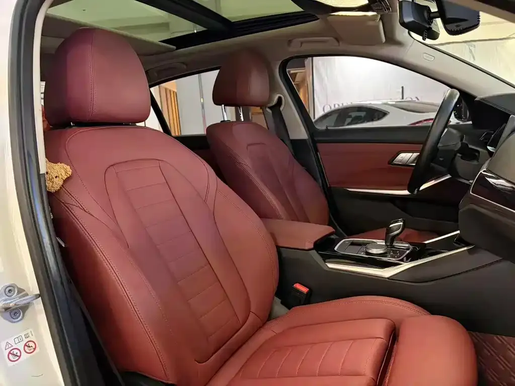 BMW 3 Series 2021 из CN, фото 4