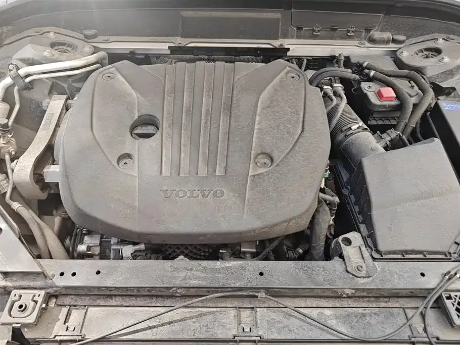 Volvo XC60 2022 из CN, фото 9