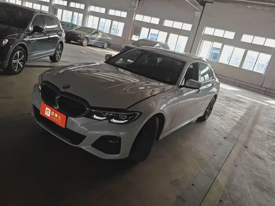 BMW 3 Series — фото 1